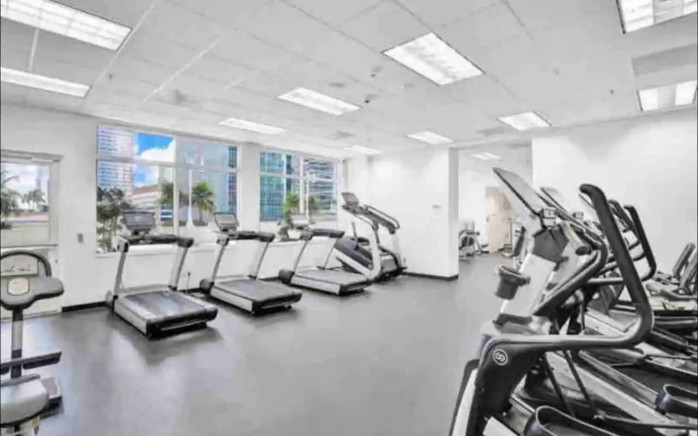 *Luxurious Highrise 2Brcondo Brickell- Waterviews* Miami Bagian luar foto