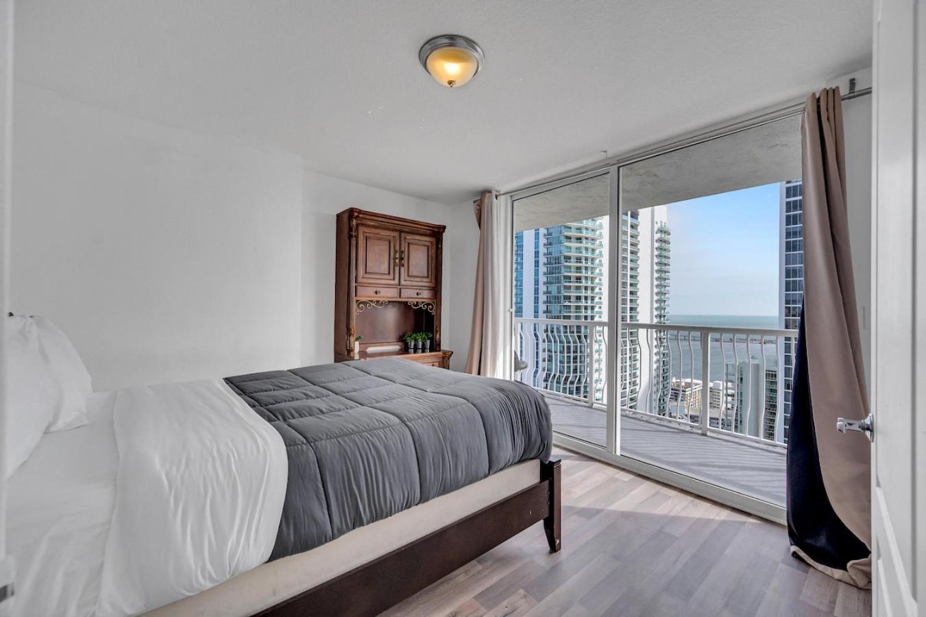 *Luxurious Highrise 2Brcondo Brickell- Waterviews* Miami Bagian luar foto