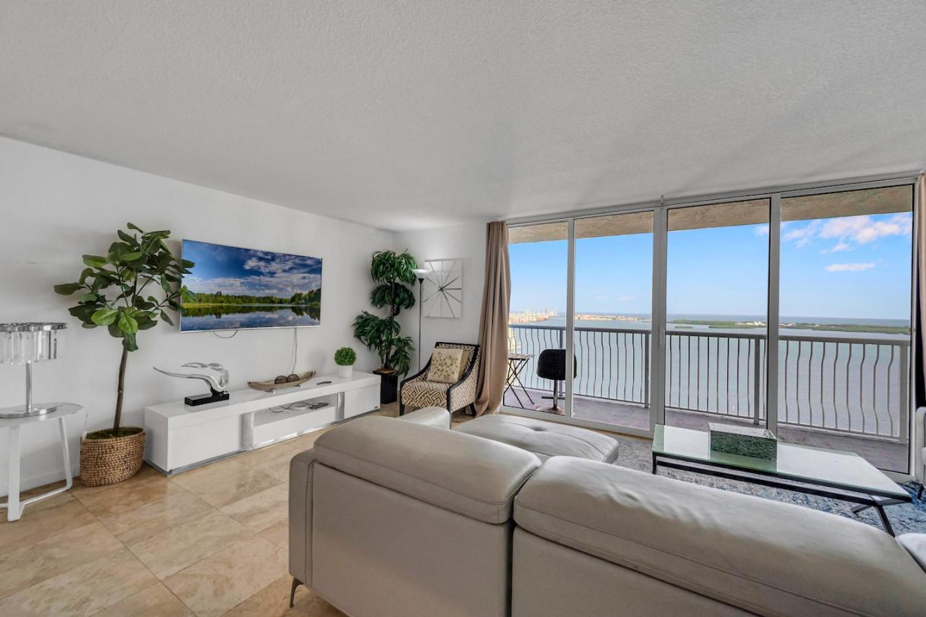 *Luxurious Highrise 2Brcondo Brickell- Waterviews* Miami Bagian luar foto